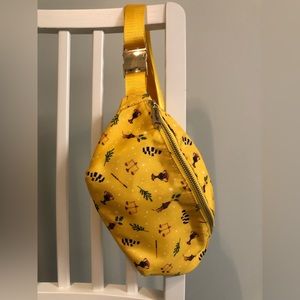 Cakeworthy Harry Potter Hufflepuff Fanny Pack